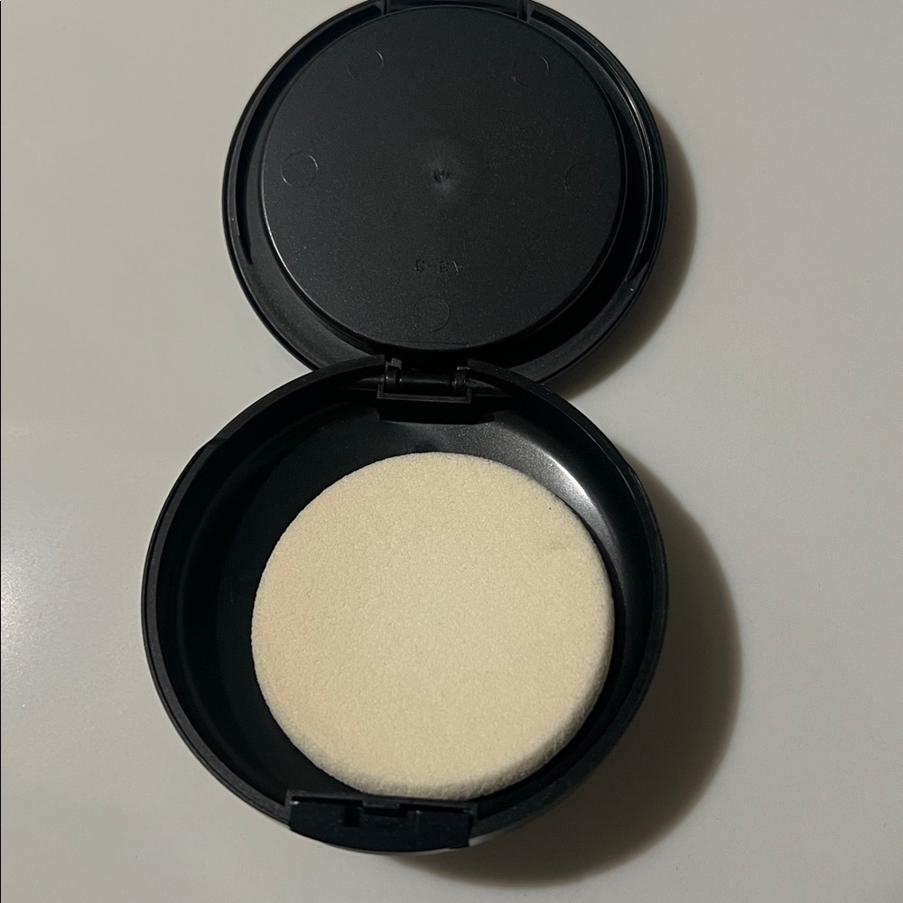 MAC Studio Fix N9 - Picture 5 of 5